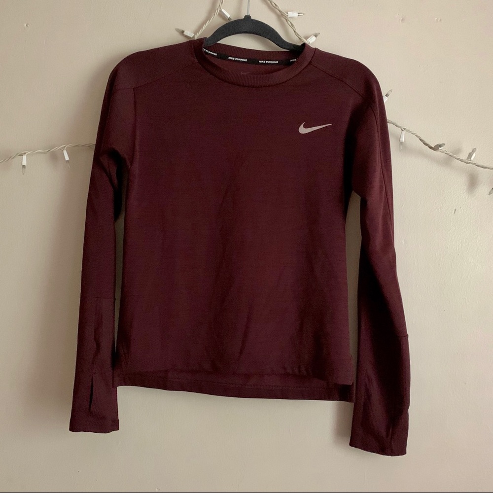 NIKE Workout/Running Pull-over